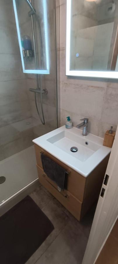 Appart Cosy Auber Porte De Paris Aubervilliers Eksteriør bilde